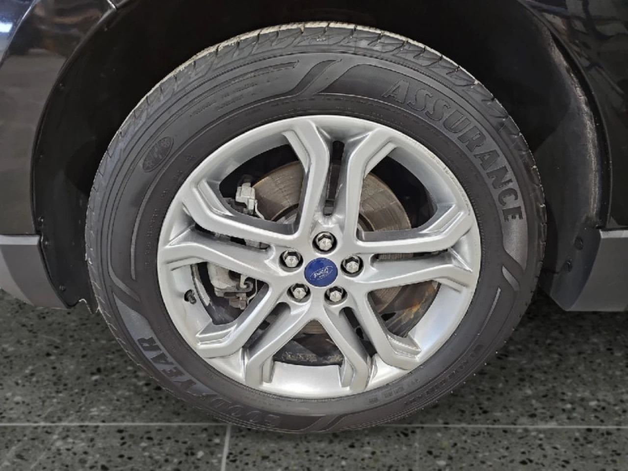 2017 Ford Edge Titanium Main Image