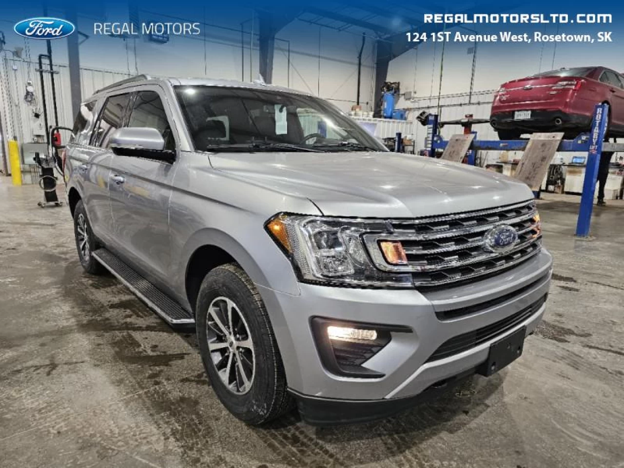 2021 Ford Expedition XLT Main Image